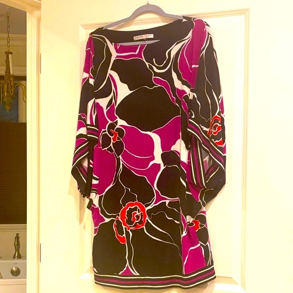 NWOT Trina Turk Kimono Dress - Black, Purple, Red, White - Picture 1 of 6
